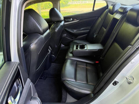 2017 Nissan Maxima