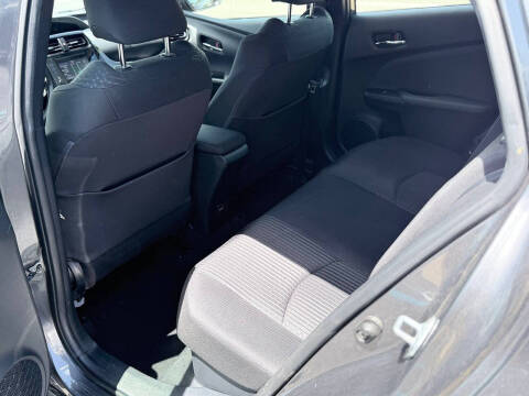 2016 Toyota Prius Two