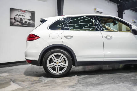 2014 Porsche Cayenne S Hybrid