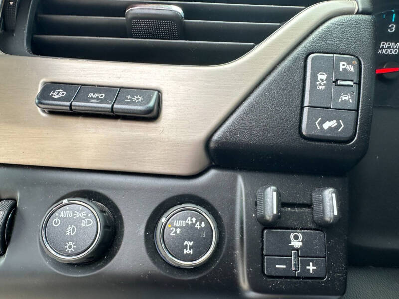 2017 GMC Yukon XL Denali