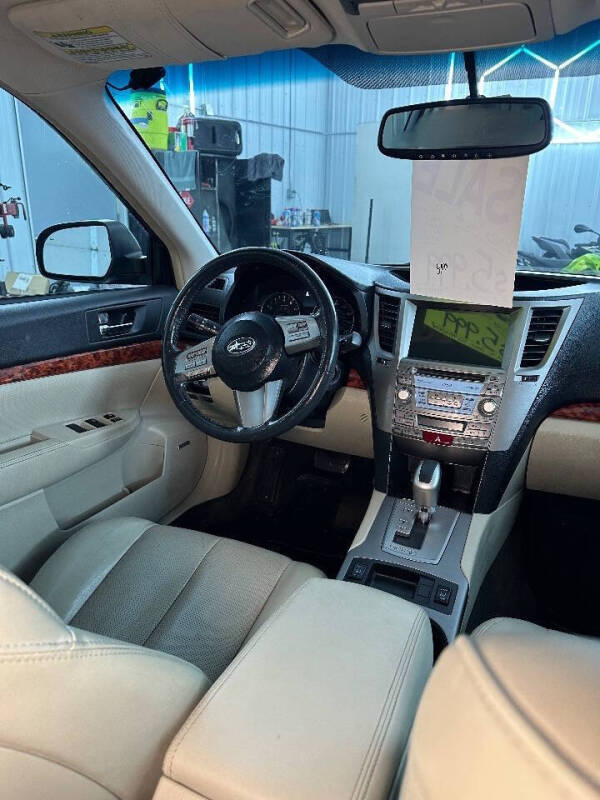 2011 Subaru Outback 3.6R Limited