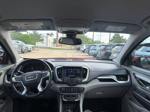 2022 GMC Terrain SLT