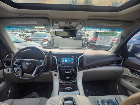 2015 Cadillac Escalade Luxury