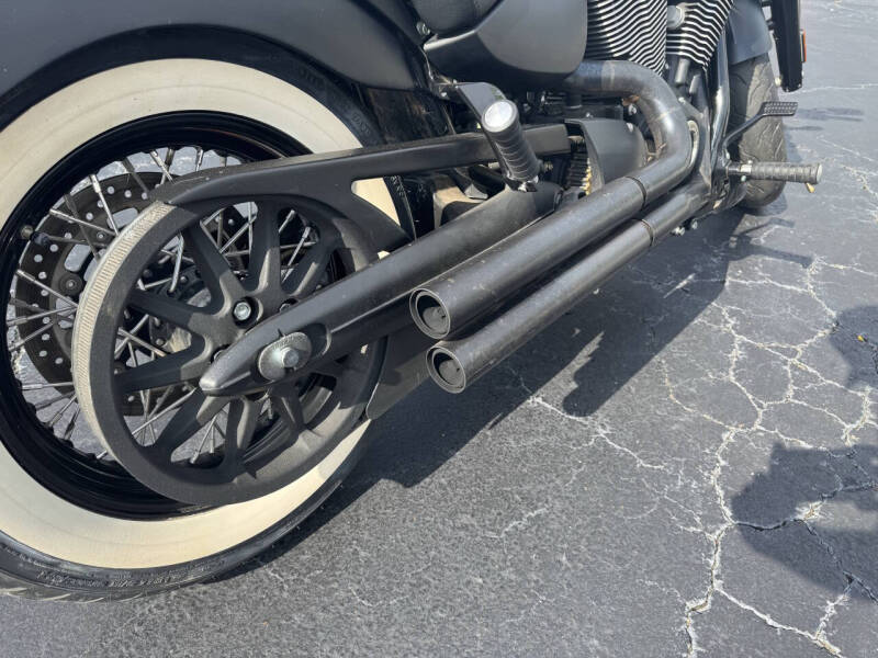 2016 Polaris Victory