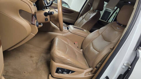 2016 Cadillac Escalade Platinum