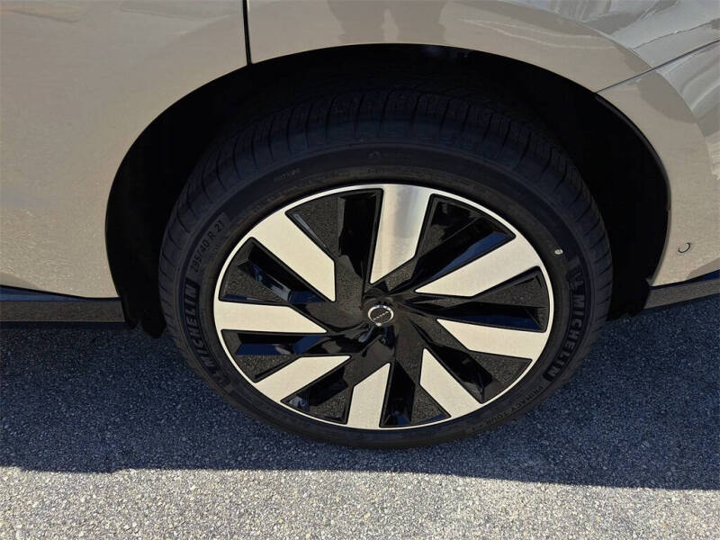 2025 Volvo EX90 Twin Performance Plus 6P