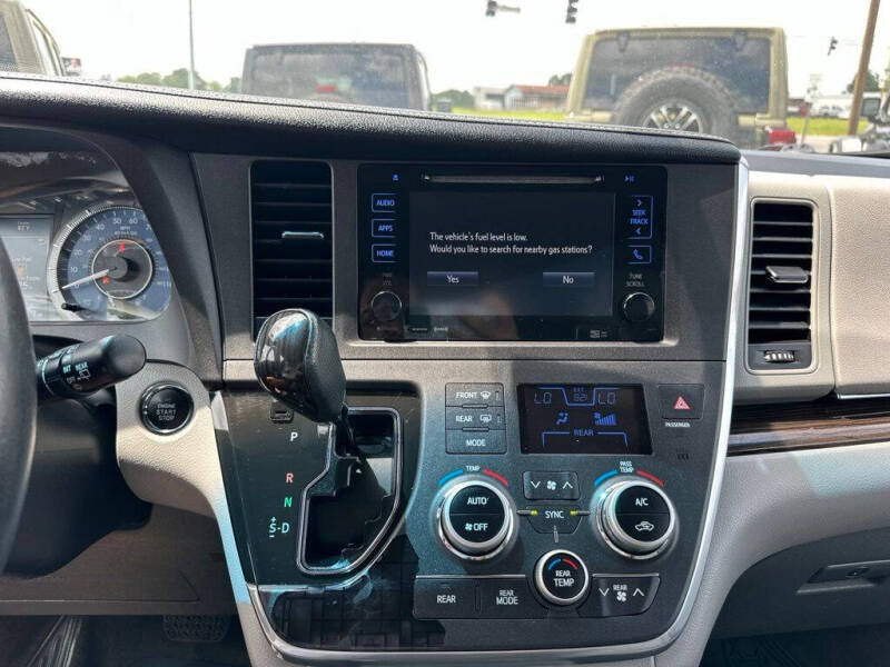 2017 Toyota Sienna