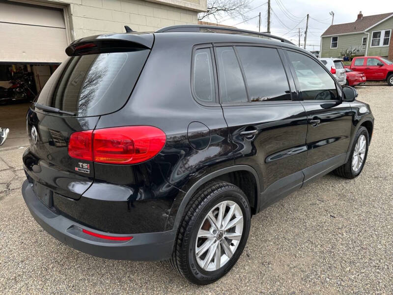 2017 Volkswagen Tiguan Limited Base photo 18