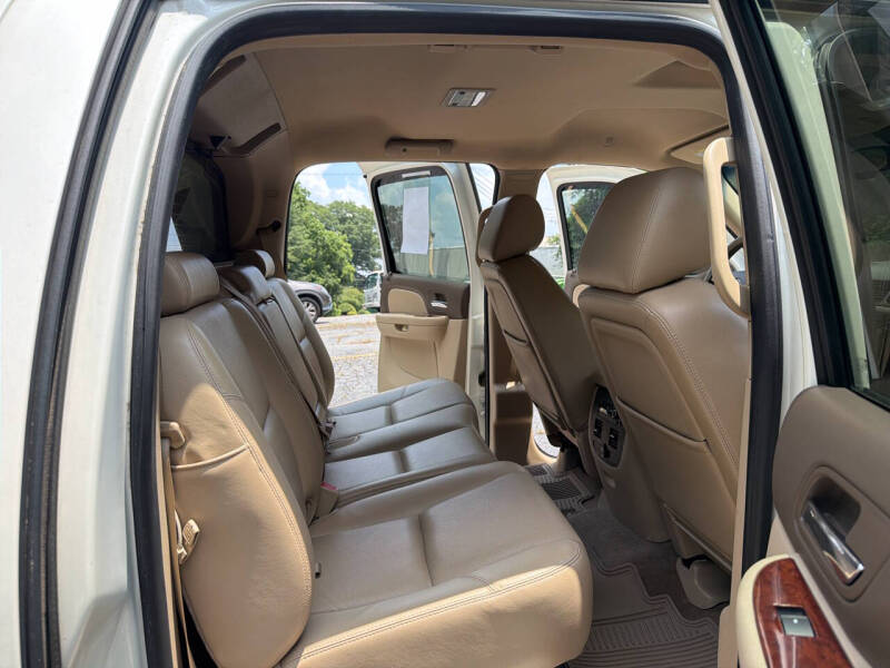 2012 Chevrolet Avalanche LTZ