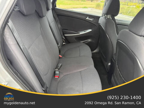2013 Hyundai Accent SE