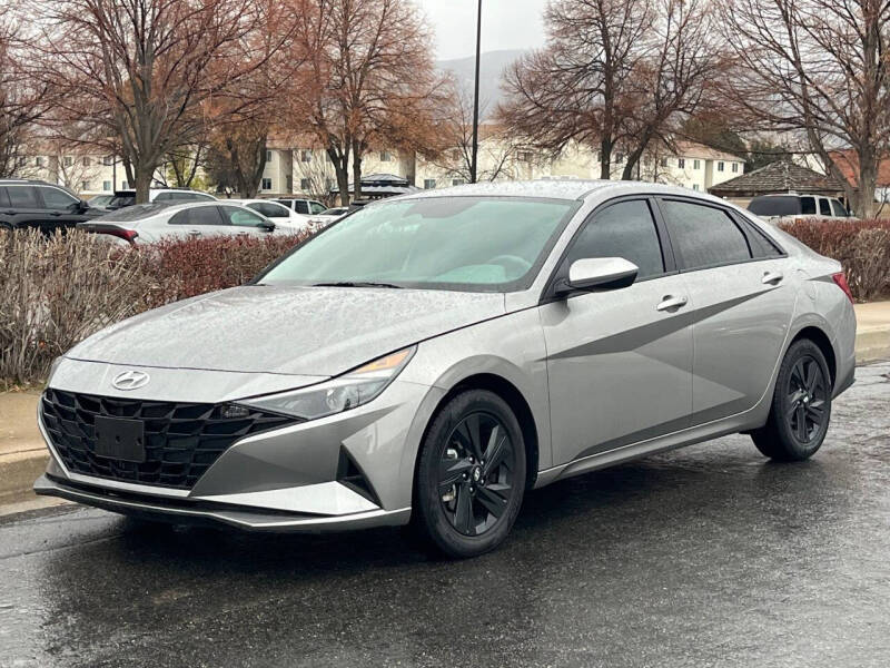 2023 Hyundai Elantra Blue