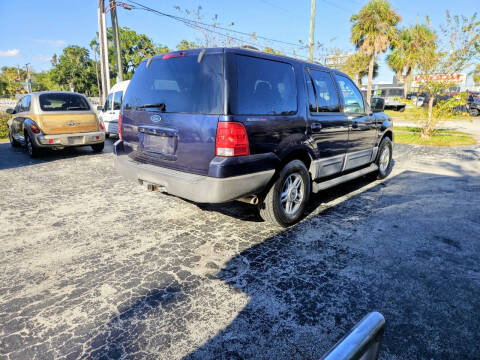 2004 Ford Expedition XLT
