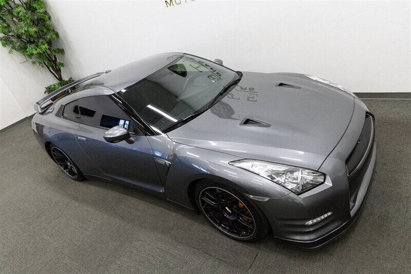 2013 Nissan GT-R Premium