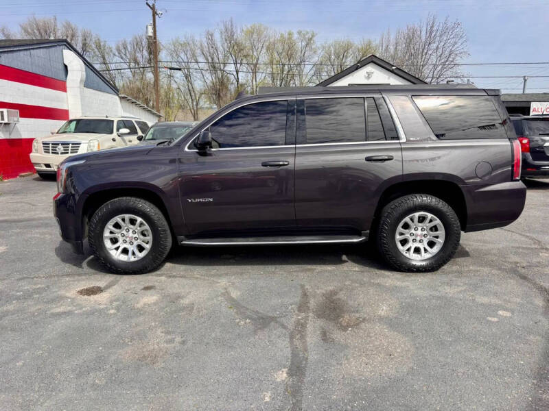 2017 GMC Yukon SLT