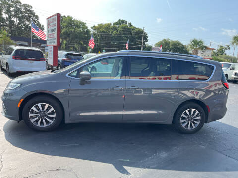 2021 Chrysler Pacifica Touring L