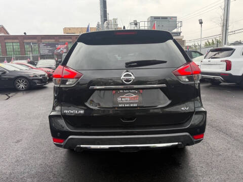 2020 Nissan Rogue SV