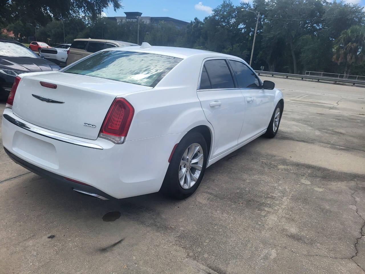 2016 Chrysler 300 for sale at FAMILY AUTO BROKERS in Longwood, FL