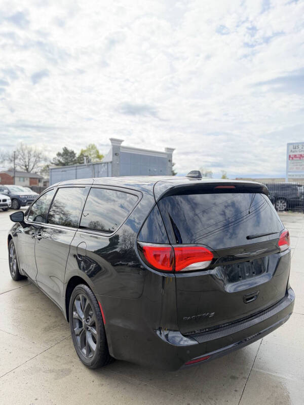 2019 Chrysler Pacifica Touring Plus
