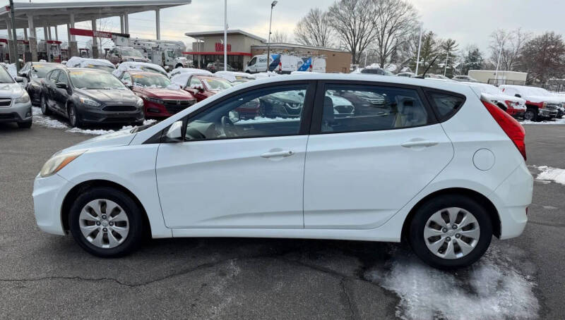 2016 Hyundai Accent SE
