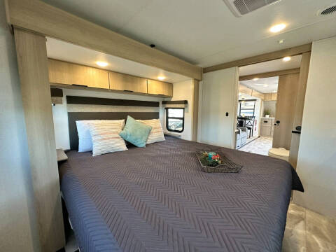 2024 Dutchmen Kodiak 2921FKDS