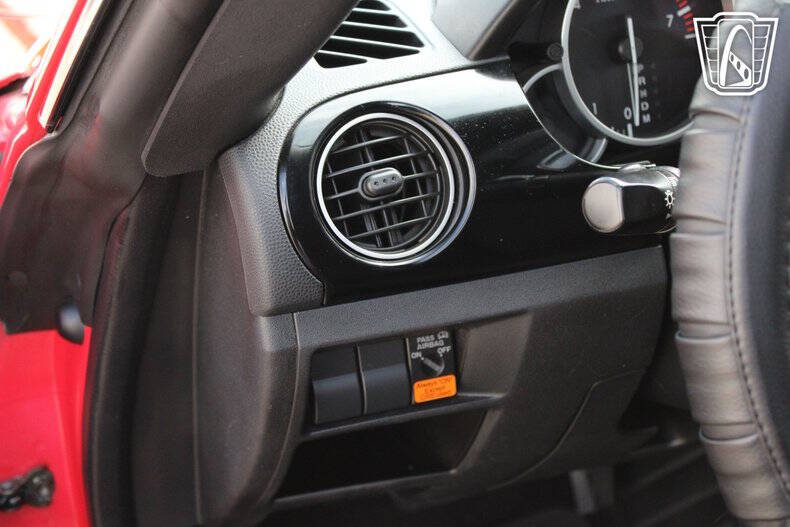 2006 Mazda MX-5 Miata