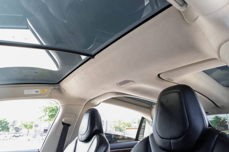 2017 Tesla Model X 75D