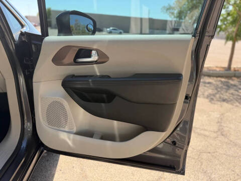 2018 Chrysler Pacifica L