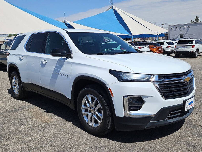 2023 Chevrolet Traverse LS