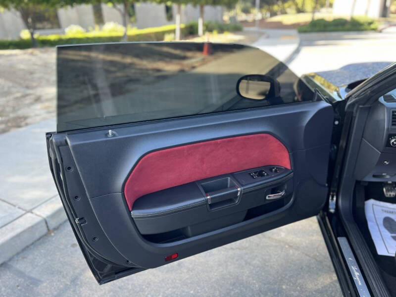 2013 Dodge Challenger SRT8 392