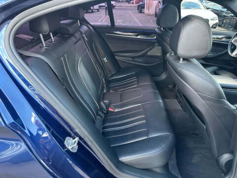 2019 BMW 5 Series 540i