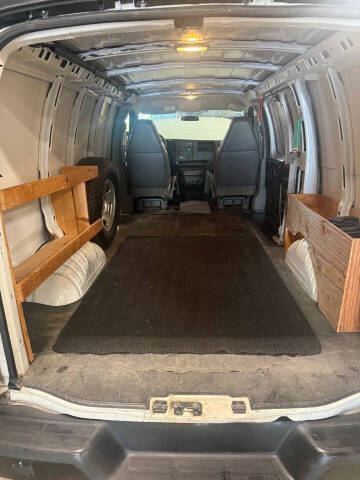 2005 Chevrolet Express 2500