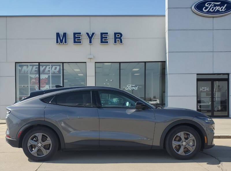 2023 Ford Mustang Mach-E Select