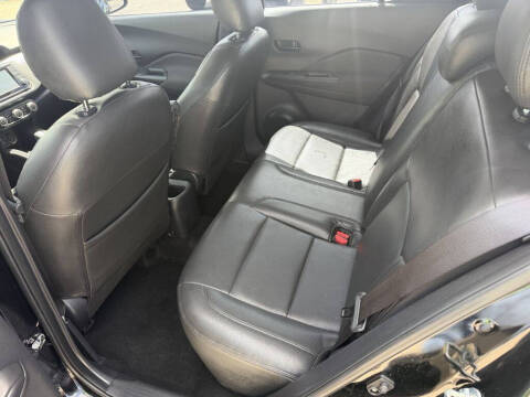 2019 Nissan Kicks S