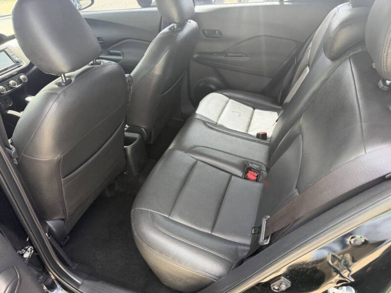 2019 Nissan Kicks S