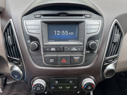 2015 Hyundai Tucson SE