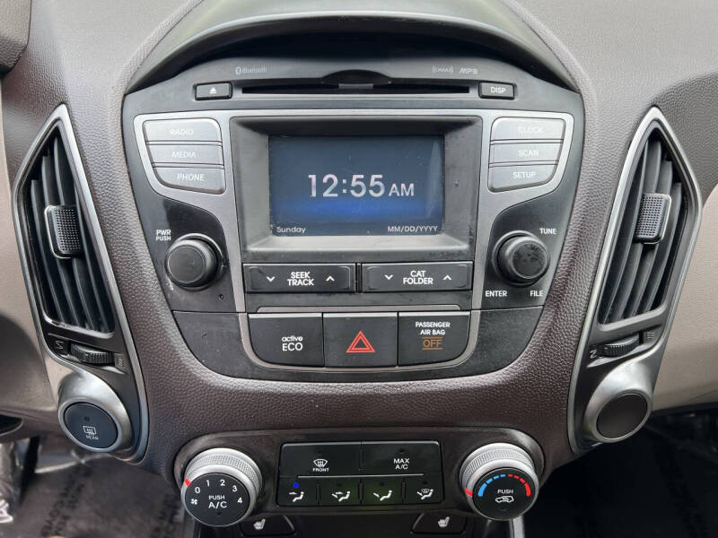 2015 Hyundai Tucson SE