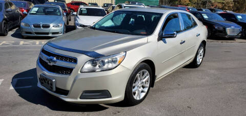 2013 Chevrolet Malibu for sale at GEORGIA AUTO DEALER LLC in Buford GA
