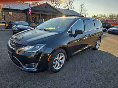 2018 Chrysler Pacifica Touring Plus