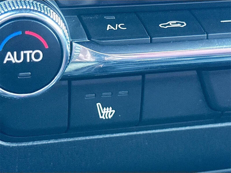 2025 Mazda Mazda3 Hatchback 2.5 S Carbon Edition