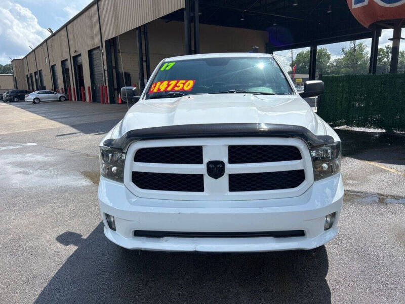 2017 RAM 1500 Express