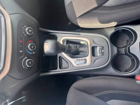 2015 Jeep Cherokee Sport