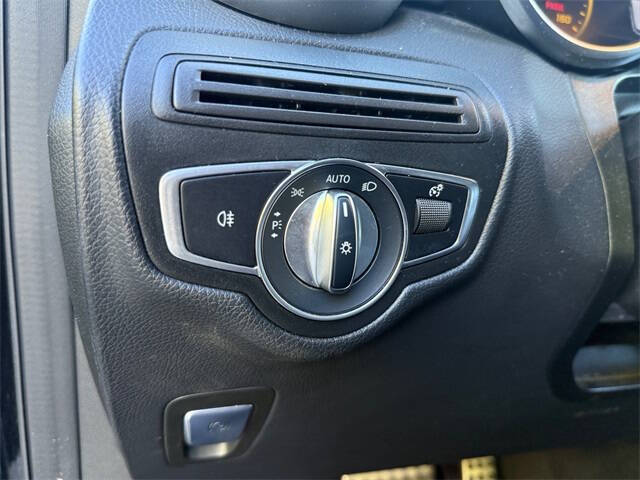 2021 Mercedes-Benz GLC GLC 300