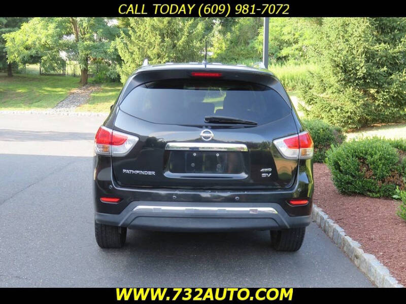 2015 Nissan Pathfinder SV
