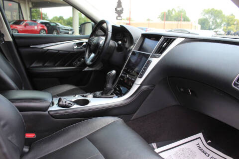 2021 Infiniti Q50 Luxe