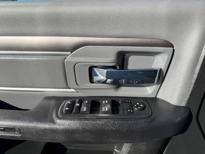 2024 RAM 1500 Classic