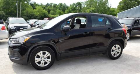 2017 Chevrolet Trax for sale at PINNACLE ROAD AUTOMOTIVE LLC in Moraine OH