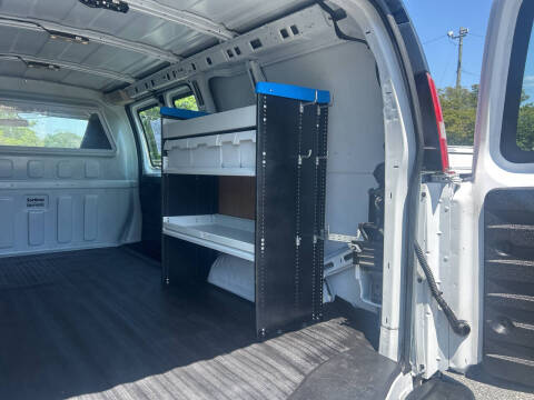 2017 Chevrolet Express 2500