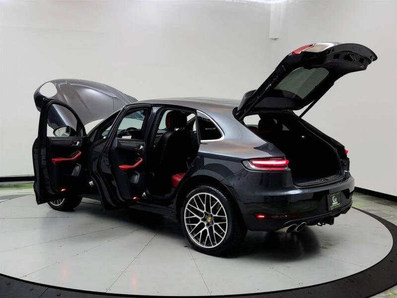 2021 Porsche Macan S