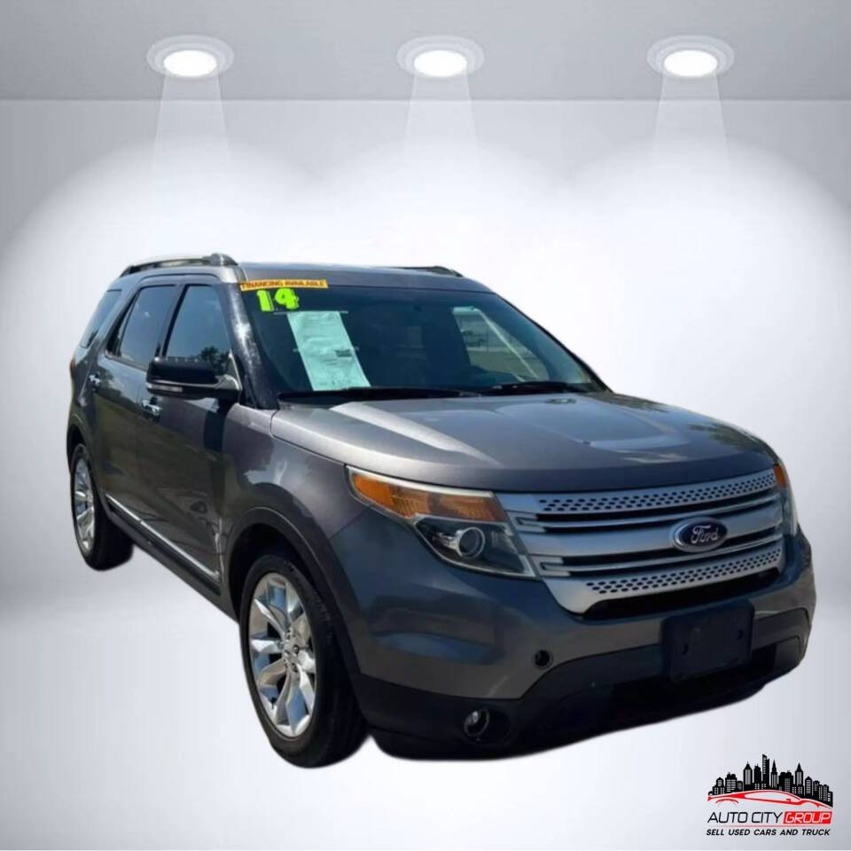 Gray 2014 Ford Explorer XLT XLT 4dr SUV 1