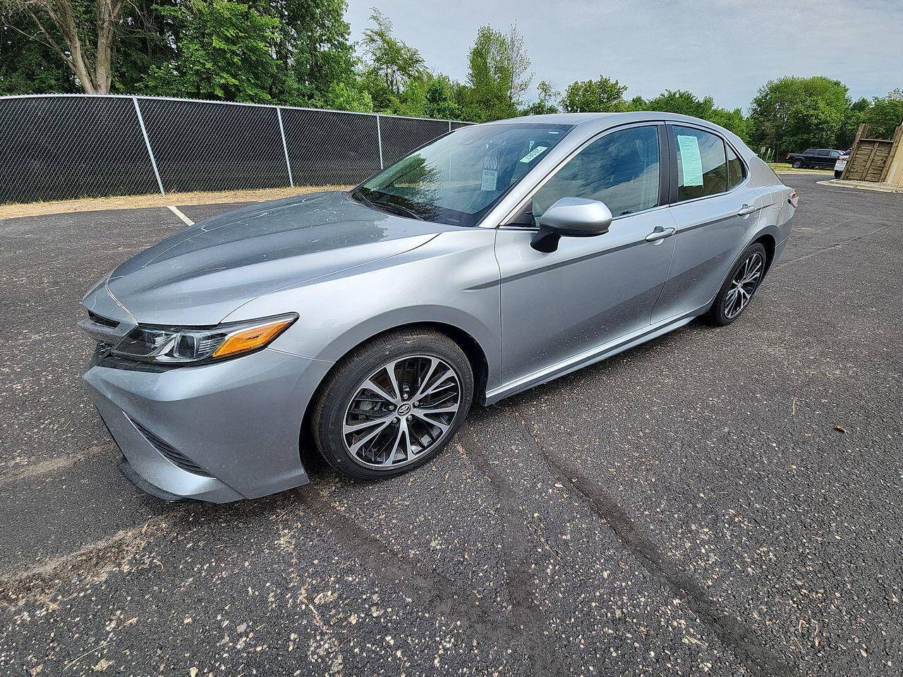 2020 Toyota Camry for sale at Victoria Auto Sales in Victoria, MN